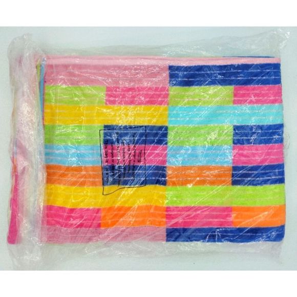 XL Colorful Geo Print Beach Towel - Sun Squad NWT - Picture 3 of 4